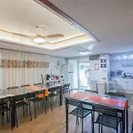 Jeong House