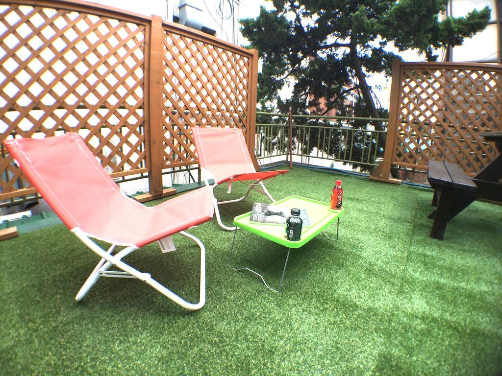 Nhà khách Jeong House