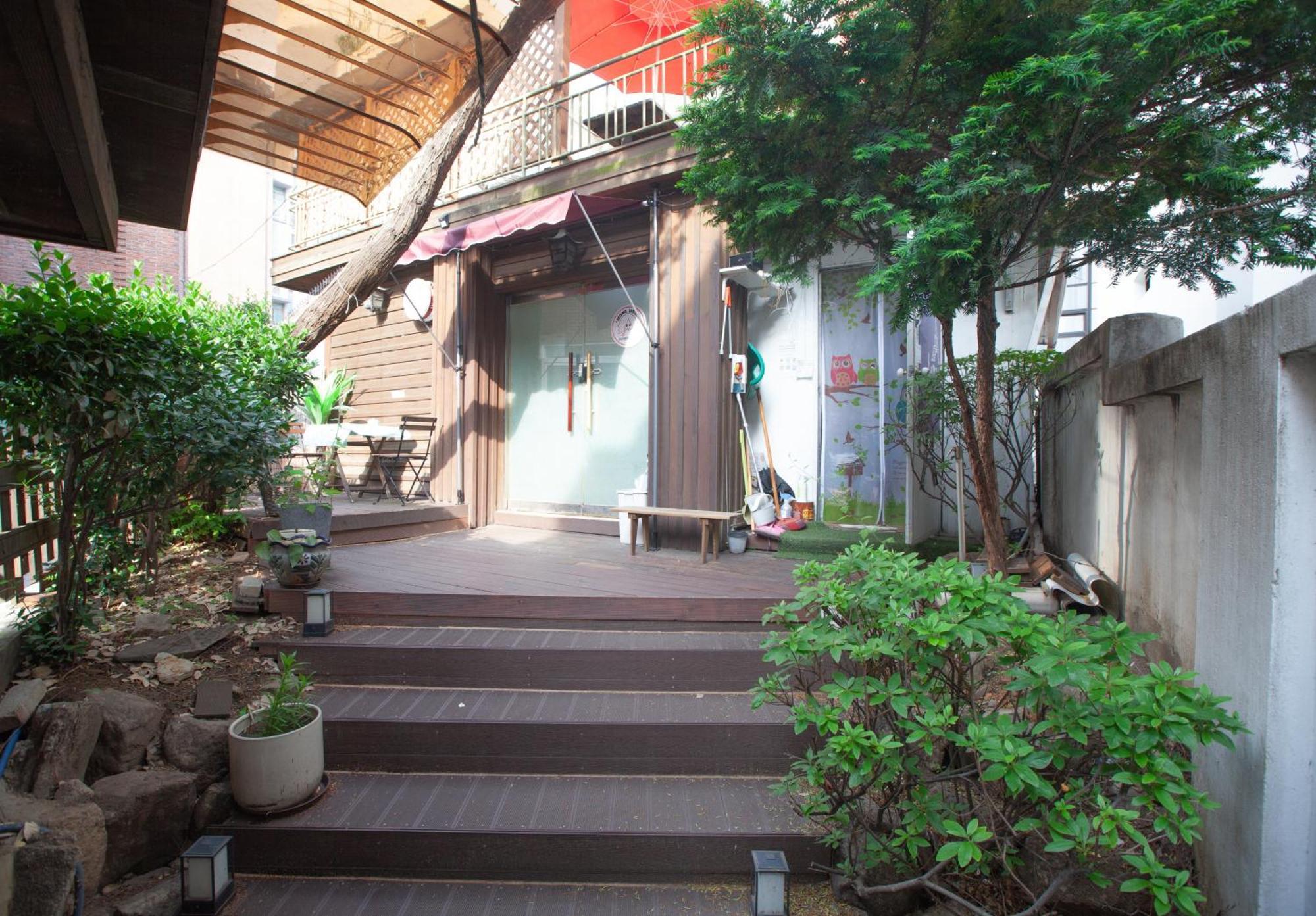 Jeong House 2*