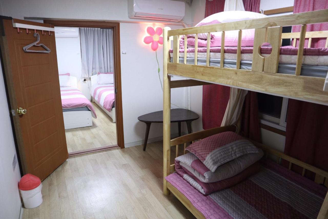 Guest house Jeong House
